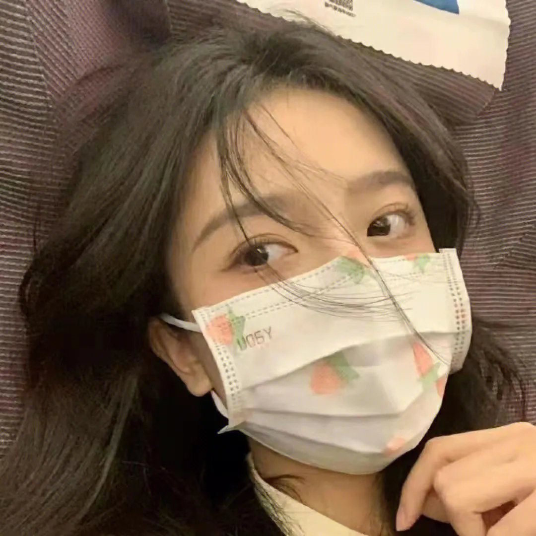 大象女王 海报
